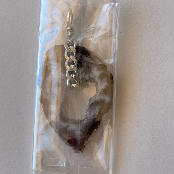 Sarah Briggs Roque earrings and Pendant - Picture 4 of 4